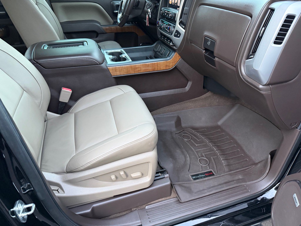 2017 GMC Sierra Image 24