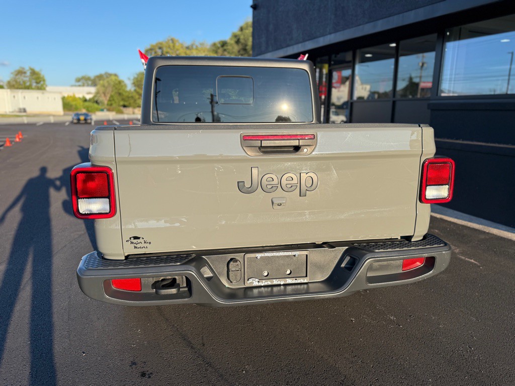 2023 Jeep Gladiator Image 6