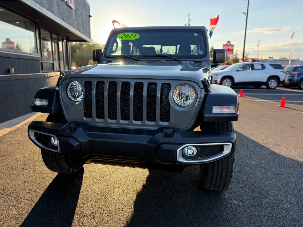 2023 Jeep Gladiator Image 9