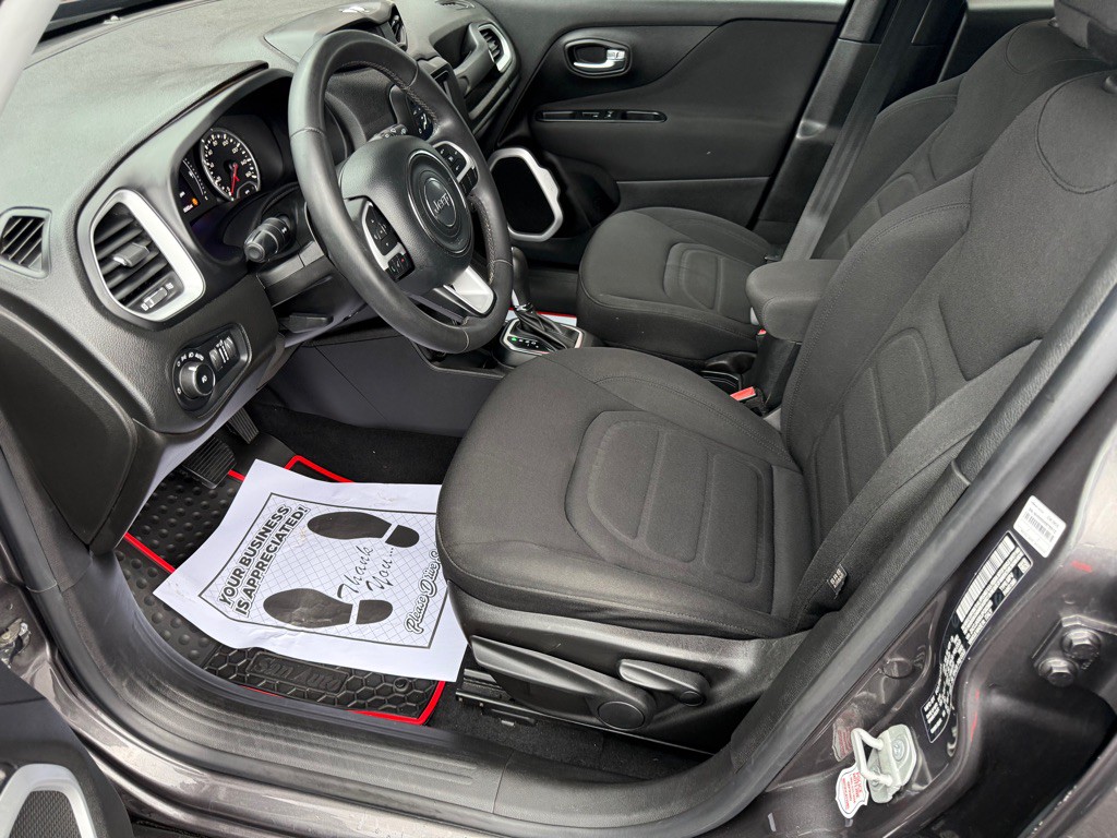 2018 Jeep Renegade Image 12