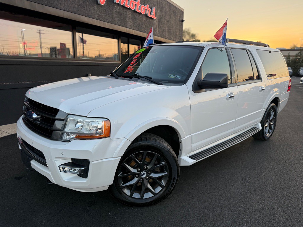 2017 Ford Expedition Image 2