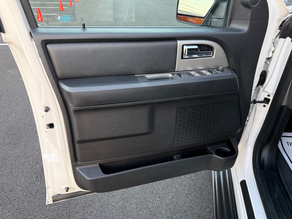 2017 Ford Expedition Image 12