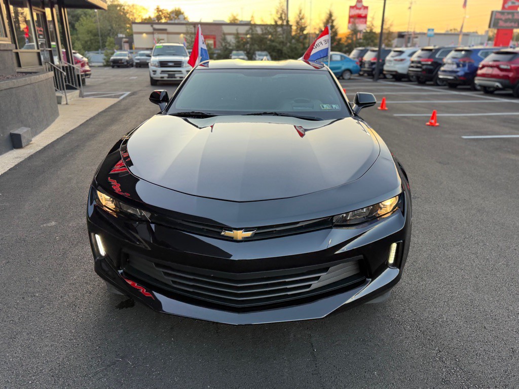 2018 Chevrolet Camaro Image 9