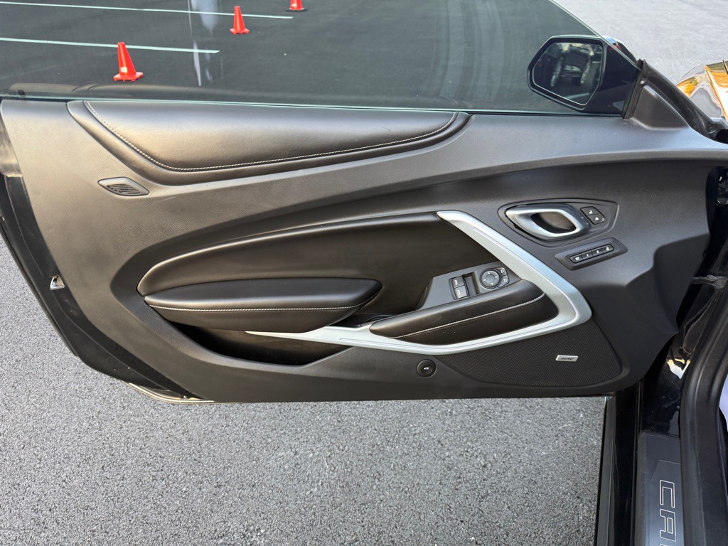 2018 Chevrolet Camaro Image 10