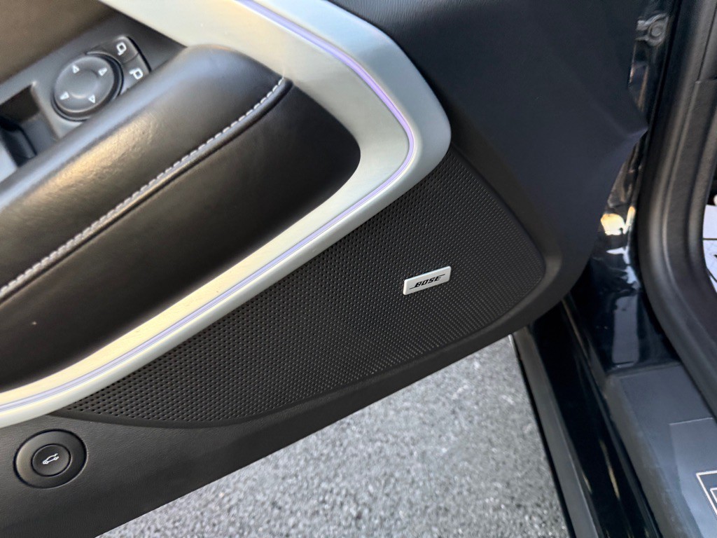 2018 Chevrolet Camaro Image 11