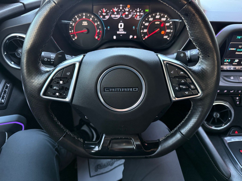 2018 Chevrolet Camaro Image 15