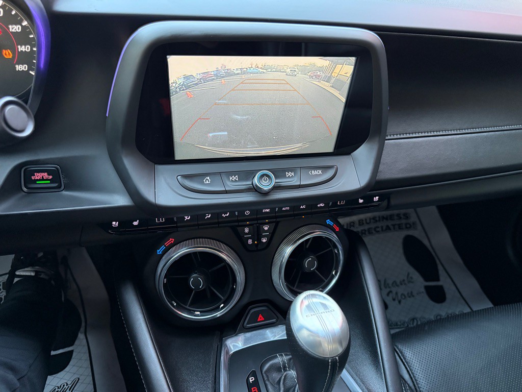 2018 Chevrolet Camaro Image 16