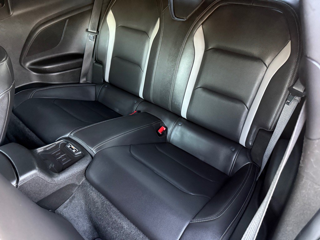 2018 Chevrolet Camaro Image 18