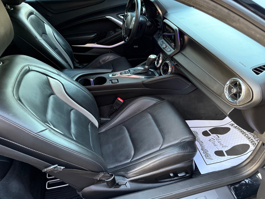 2018 Chevrolet Camaro Image 24