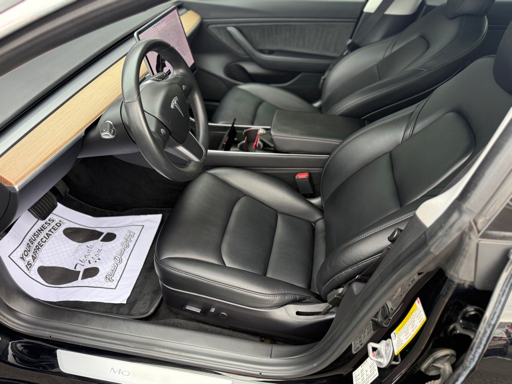 2018 Tesla Model 3 Image 12