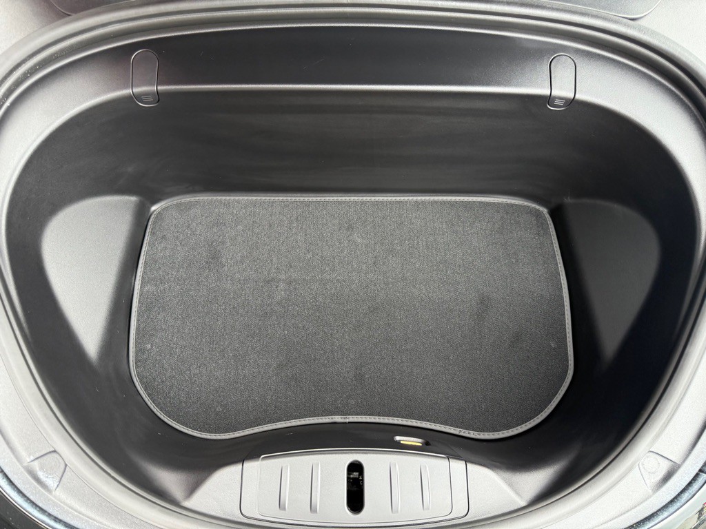 2018 Tesla Model 3 Image 24