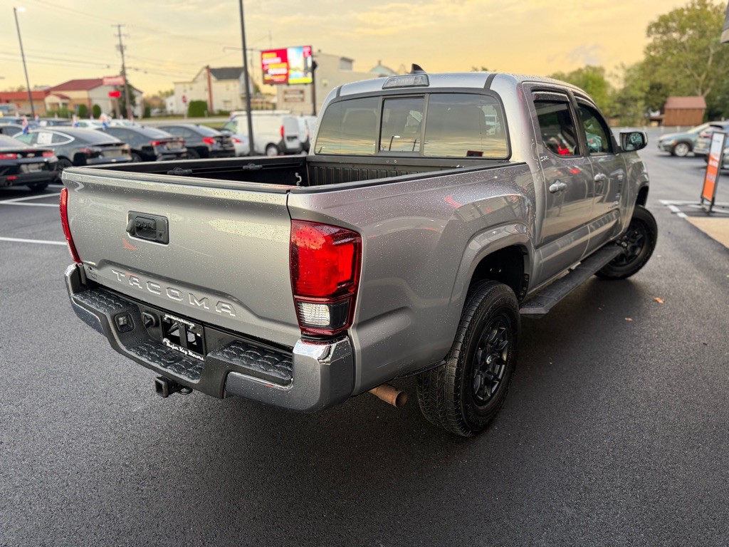 2018 Toyota Tacoma Image 6