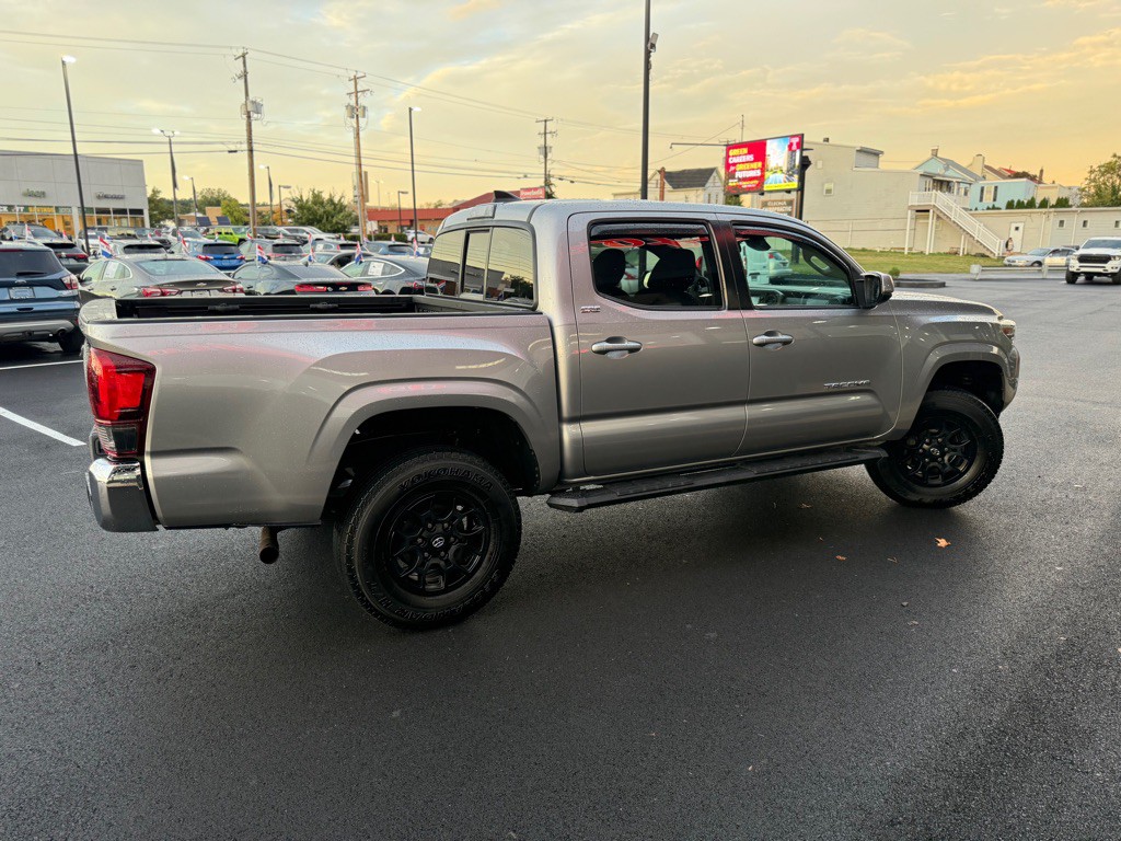2018 Toyota Tacoma Image 7
