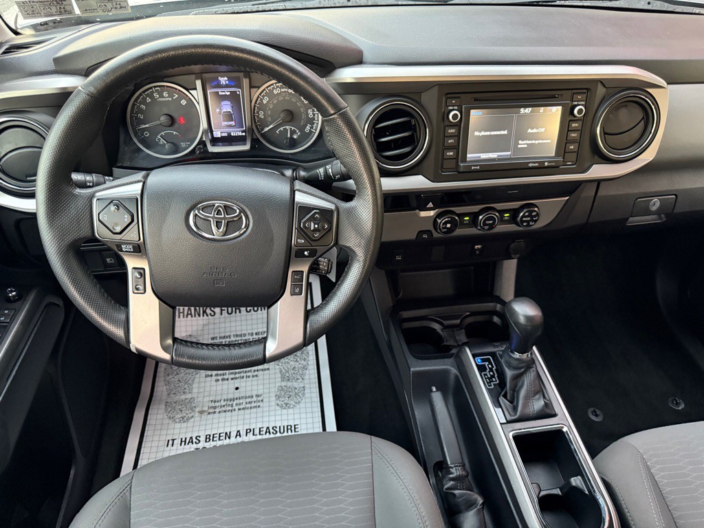 2018 Toyota Tacoma Image 10