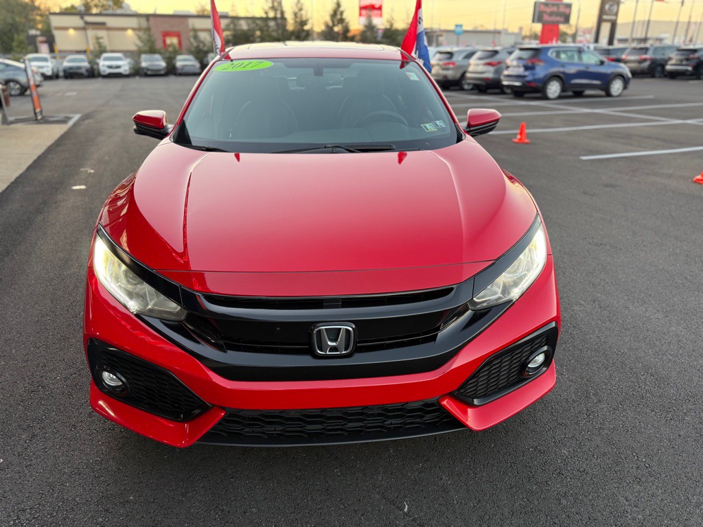 2017 Honda Civic Image 9
