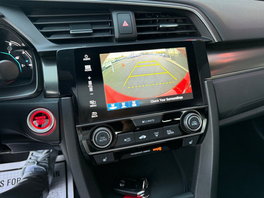 2017 Honda Civic Image 17