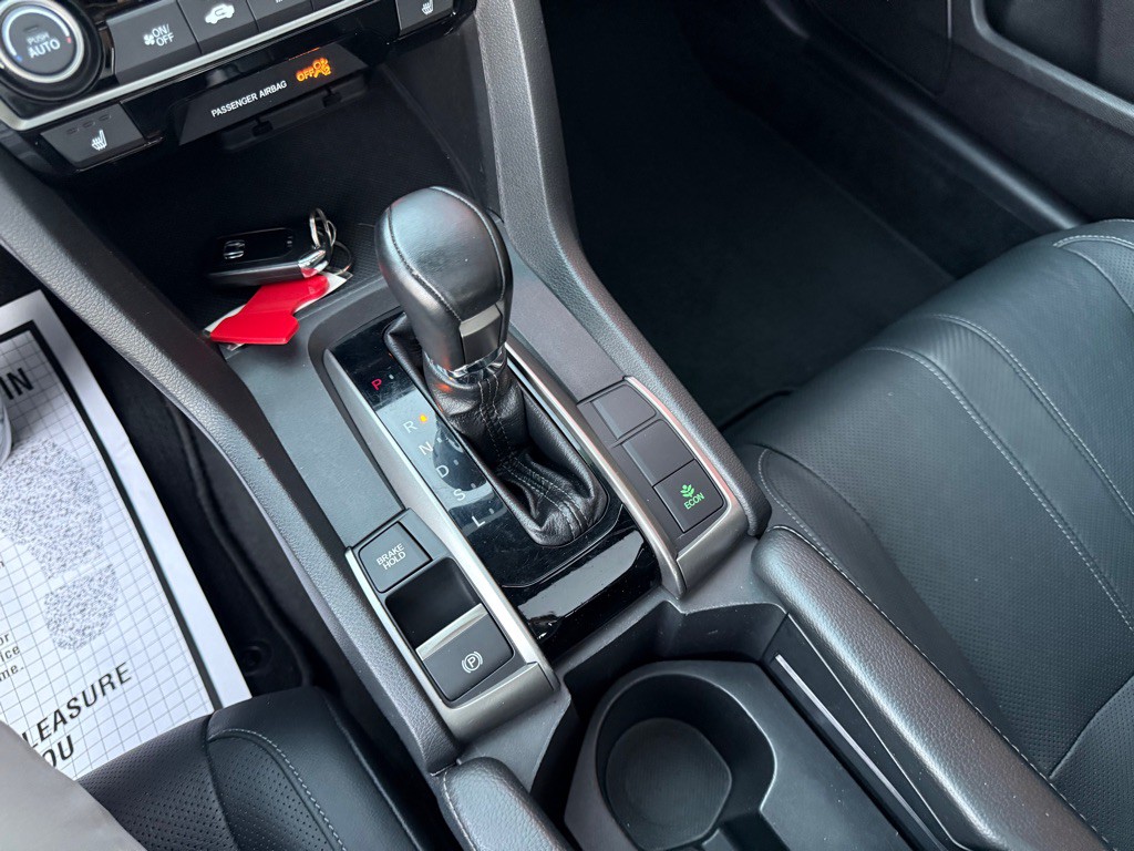 2017 Honda Civic Image 18