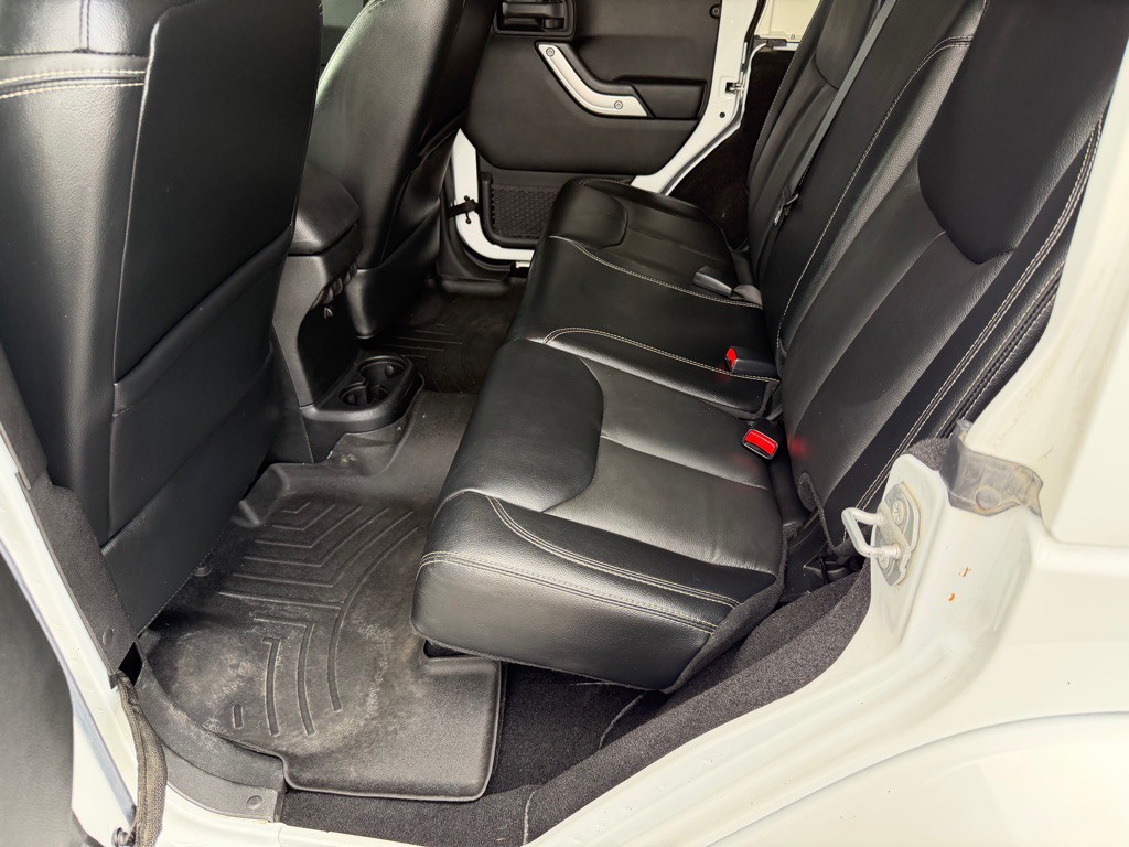 2017 Jeep Wrangler Unlimited Image 19