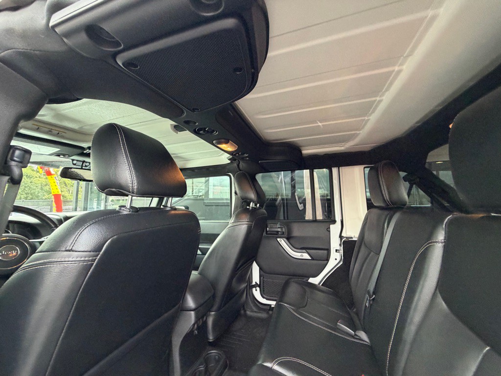 2017 Jeep Wrangler Unlimited Image 20