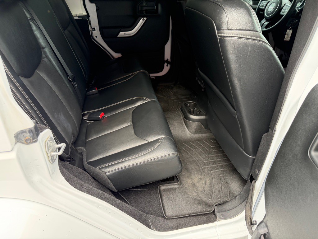 2017 Jeep Wrangler Unlimited Image 23