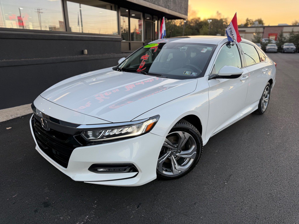 2018 Honda Accord Image 2