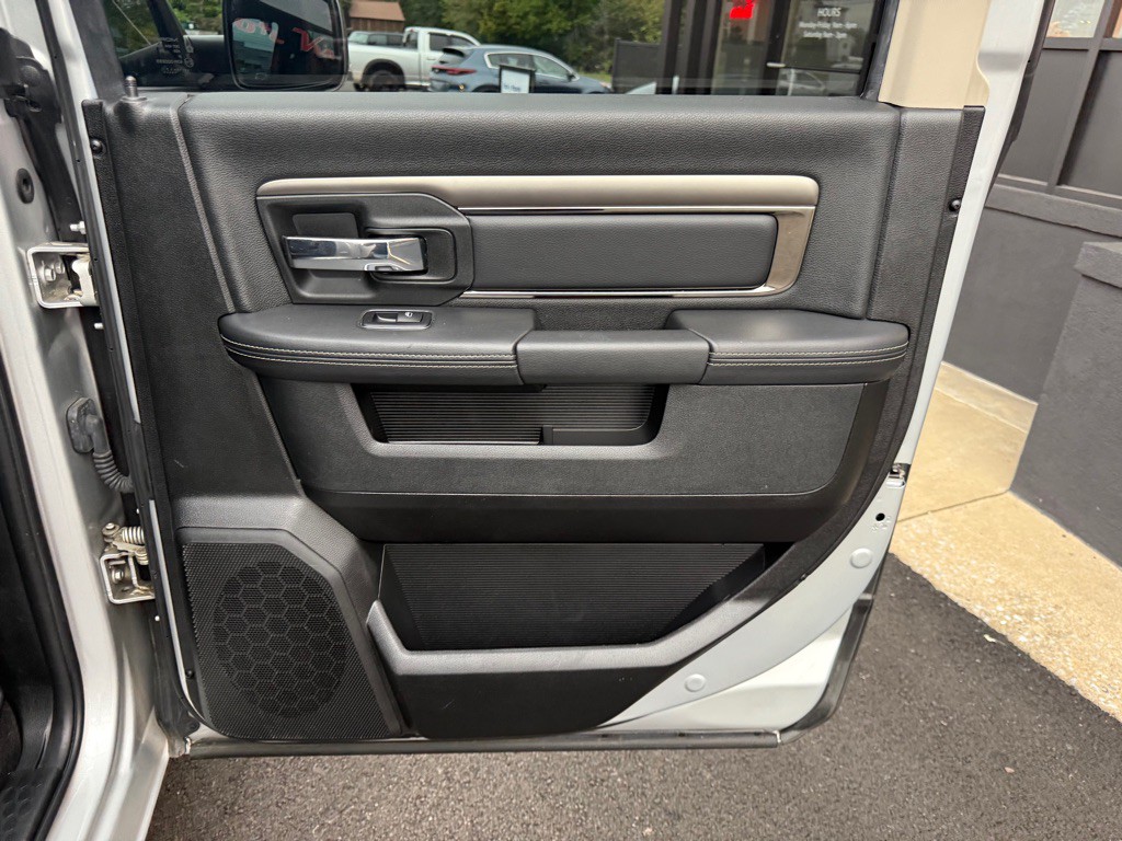 2017 RAM 1500 Image 22