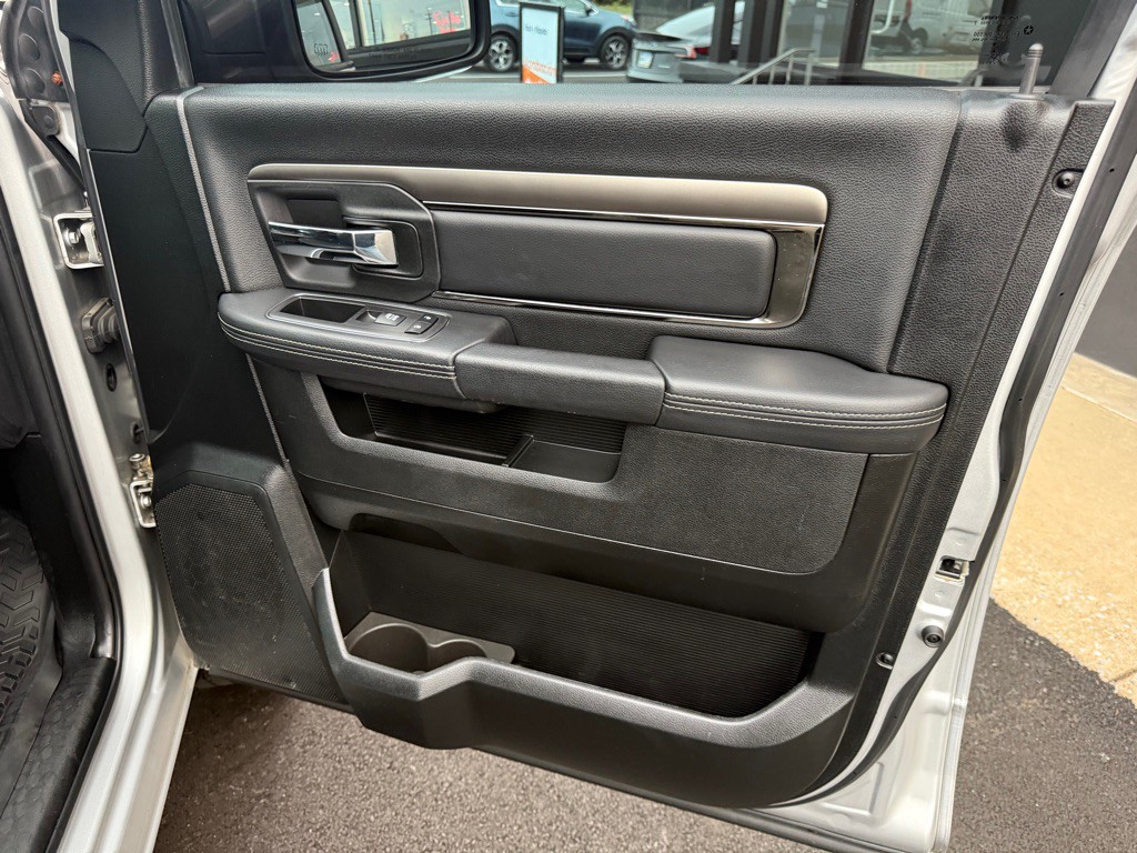 2017 RAM 1500 Image 24