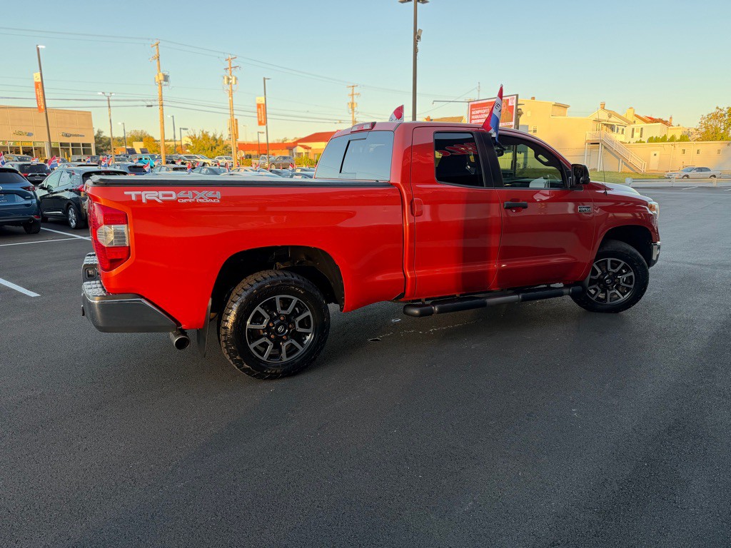 2016 Toyota Tundra Image 7