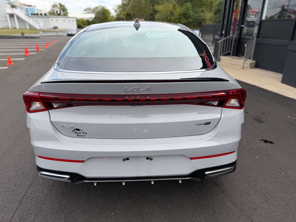 2022 Kia K5 Image 5