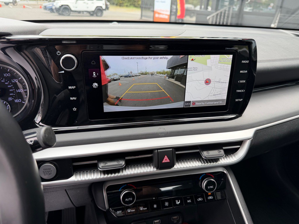 2022 Kia K5 Image 16