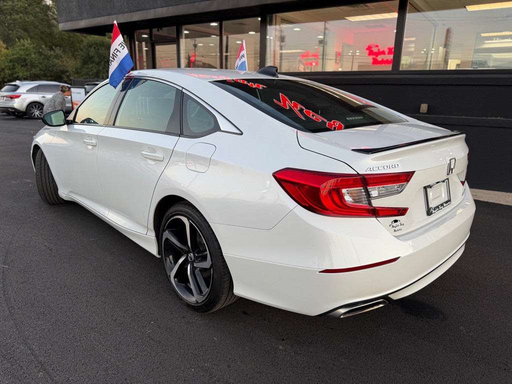 2022 Honda Accord Image 4
