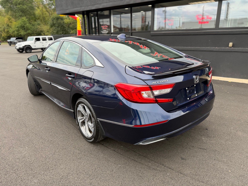 2018 Honda Accord Image 4