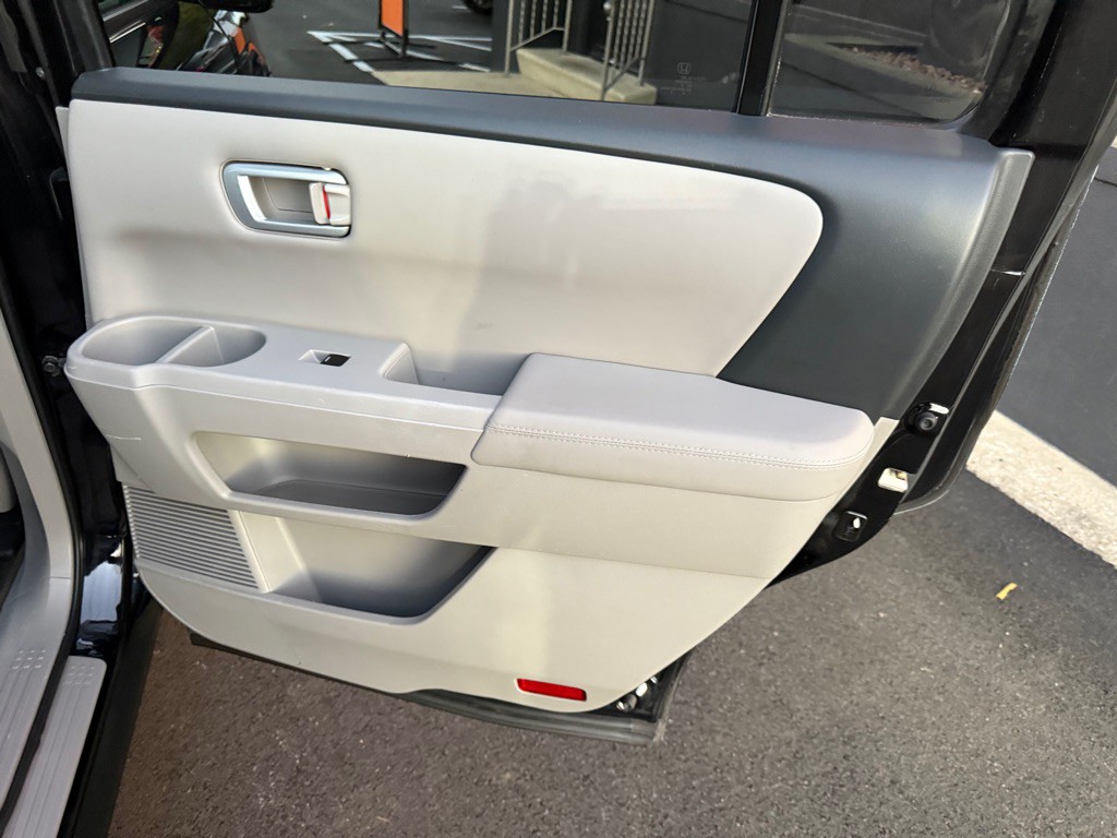 2014 Honda Pilot Image 27