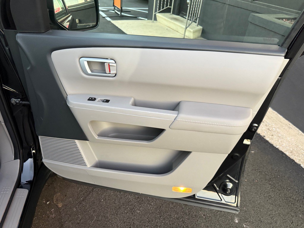 2014 Honda Pilot Image 30