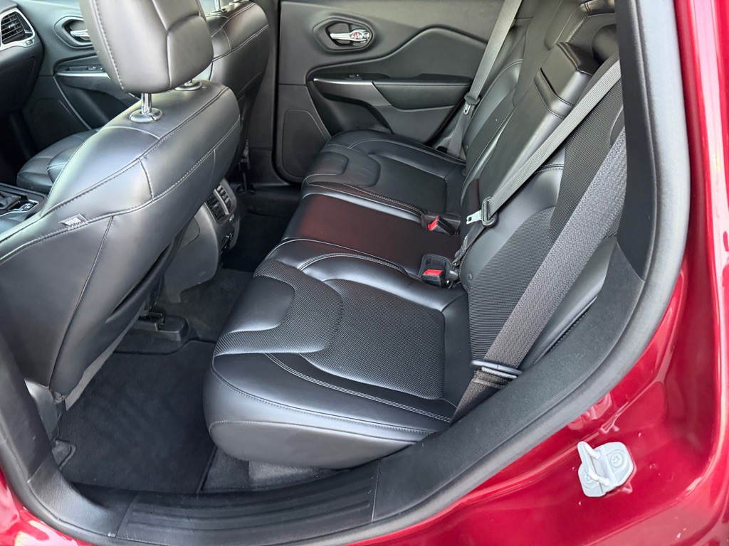 2019 Jeep Cherokee Image 20