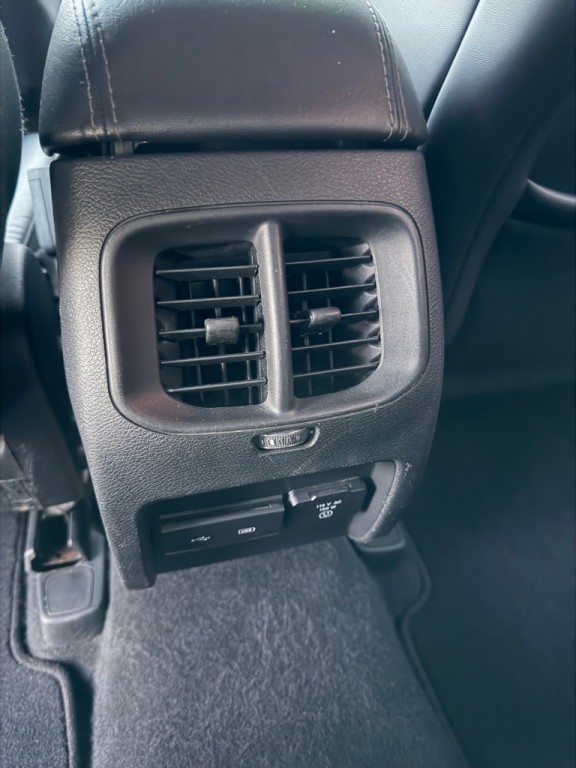 2019 Jeep Cherokee Image 21
