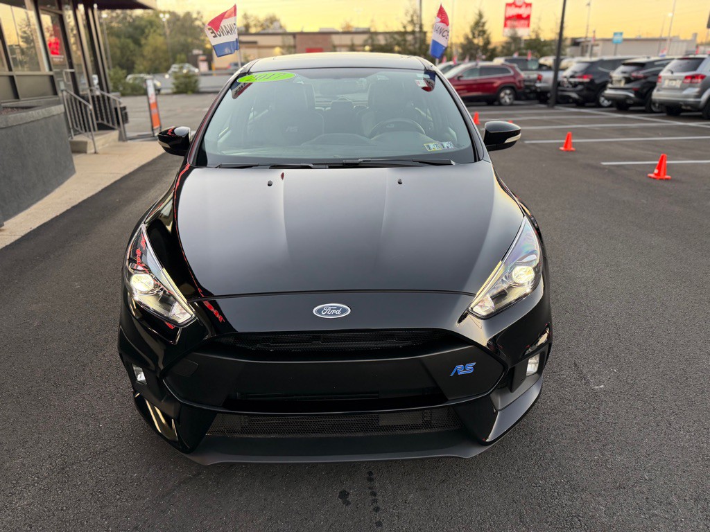2017 Ford Focus Image 9