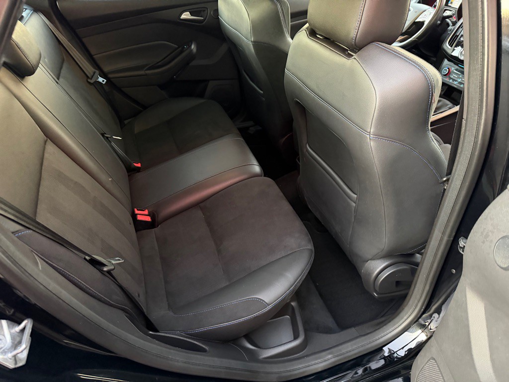 2017 Ford Focus Image 26