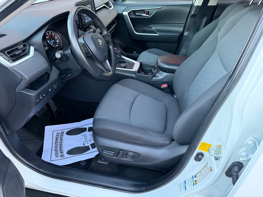 2020 Toyota Rav4 Image 12