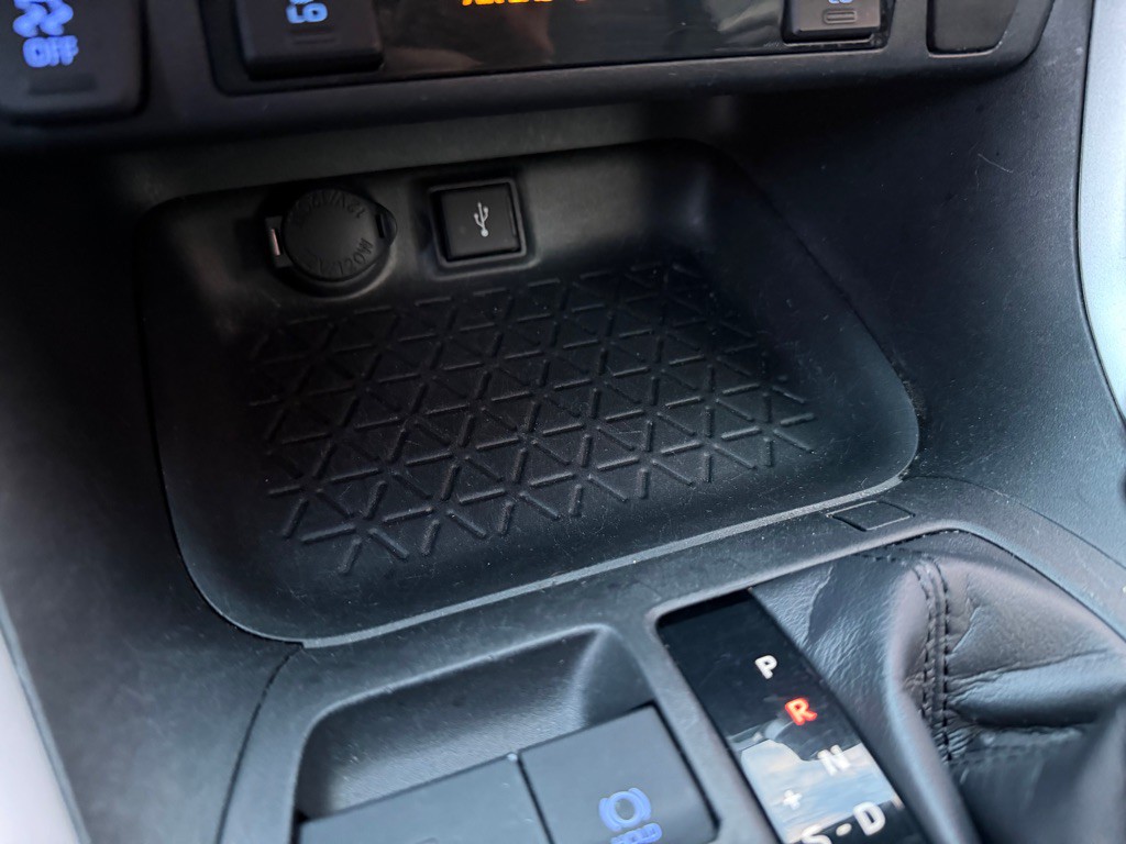 2020 Toyota Rav4 Image 17