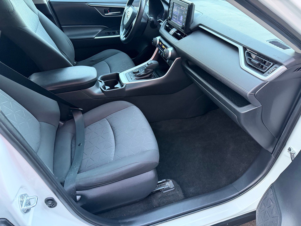 2020 Toyota Rav4 Image 26