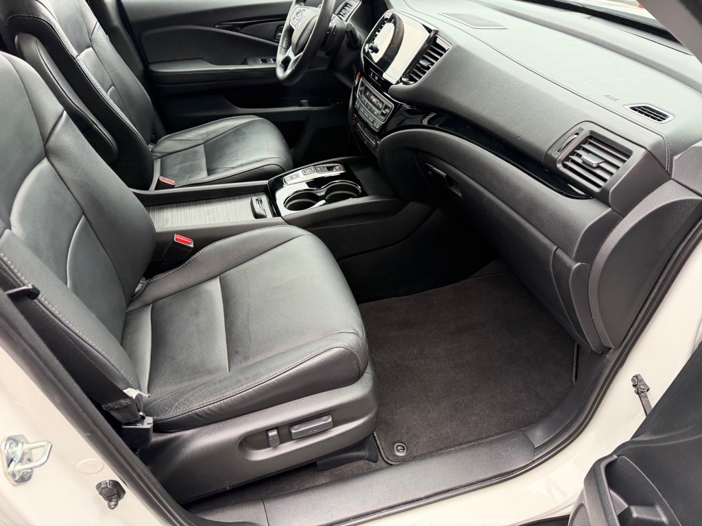 2019 Honda Pilot Image 32