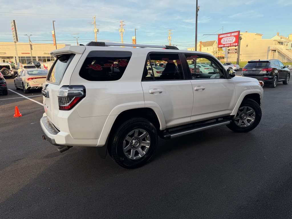 2016 Toyota 4Runner Image 7
