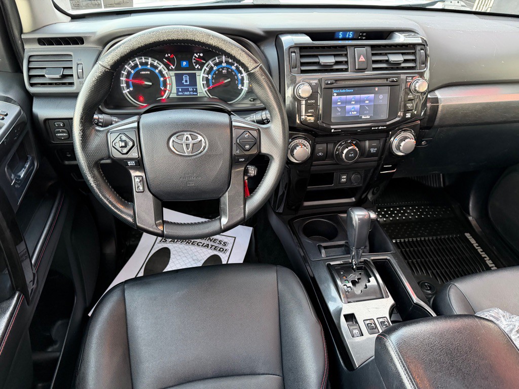 2016 Toyota 4Runner Image 11