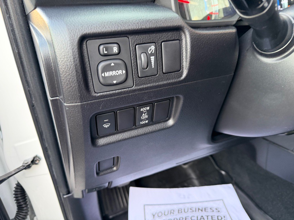 2016 Toyota 4Runner Image 14