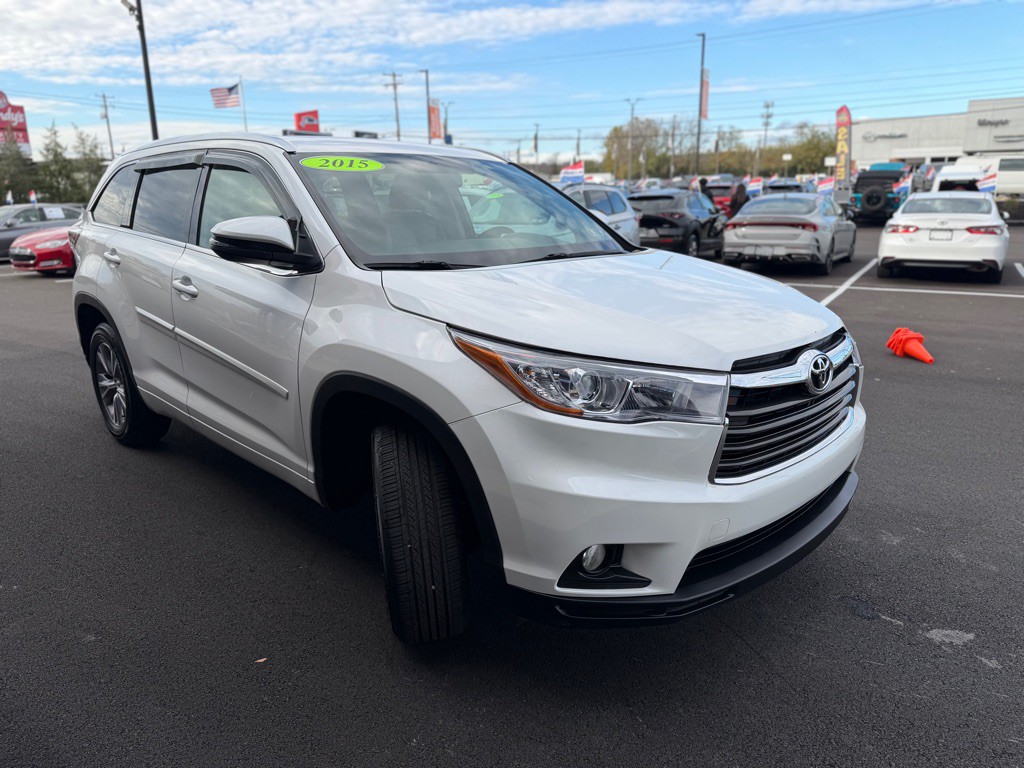 2015 Toyota Highlander Image 8
