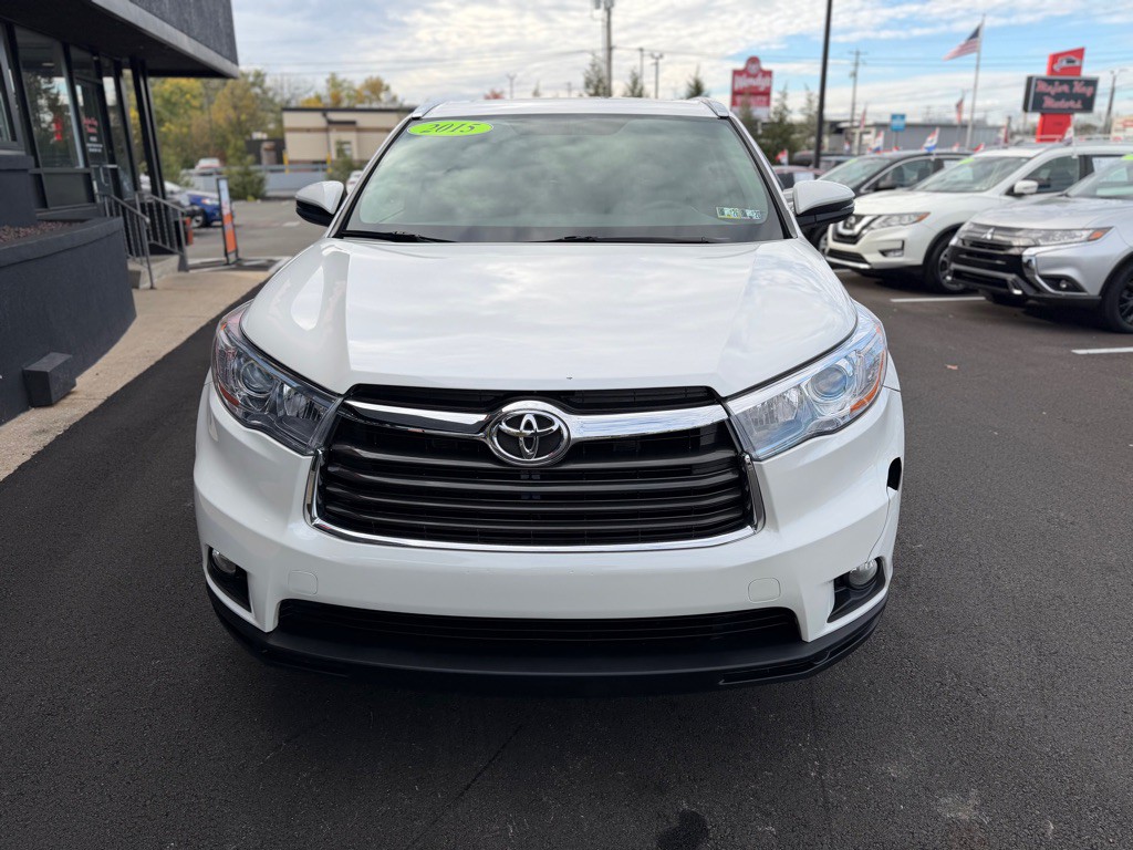 2015 Toyota Highlander Image 9