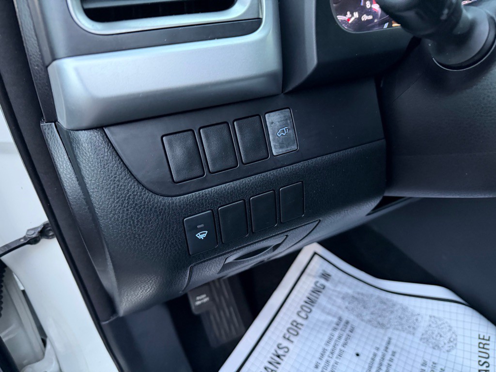 2015 Toyota Highlander Image 14