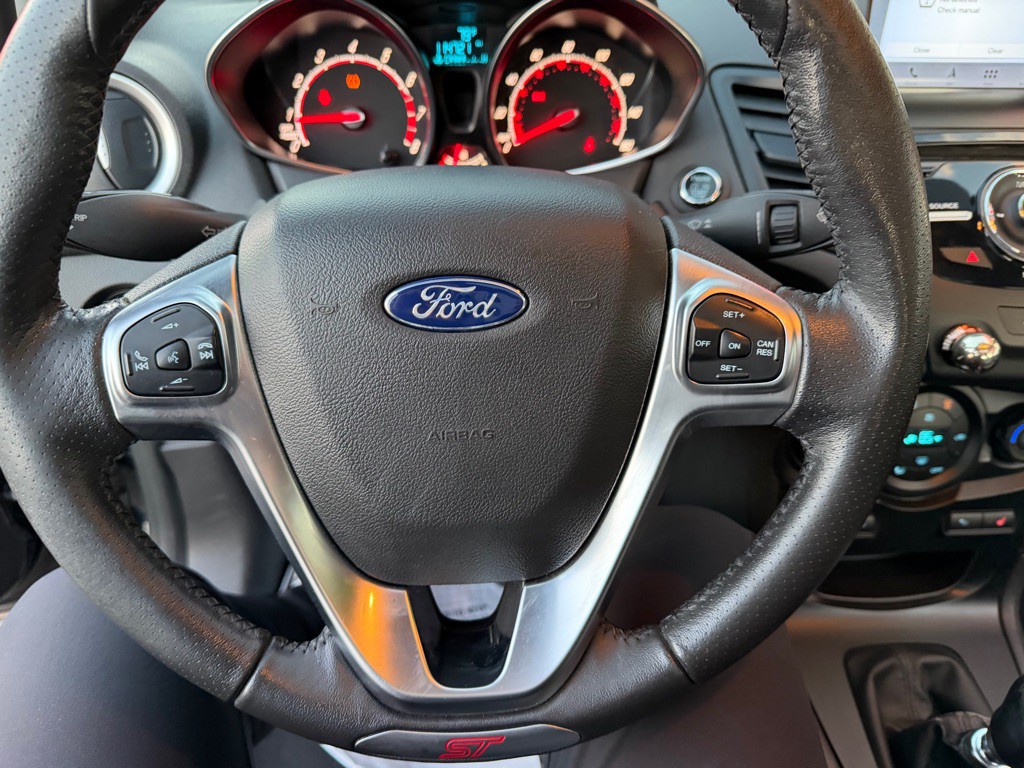 2019 Ford Fiesta Image 16