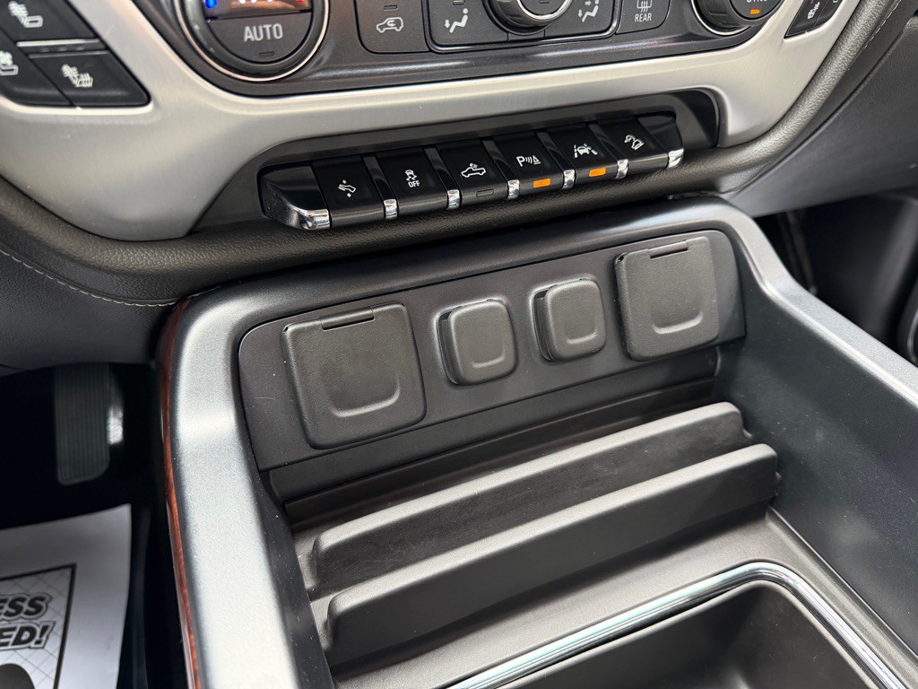 2016 GMC Sierra Image 17